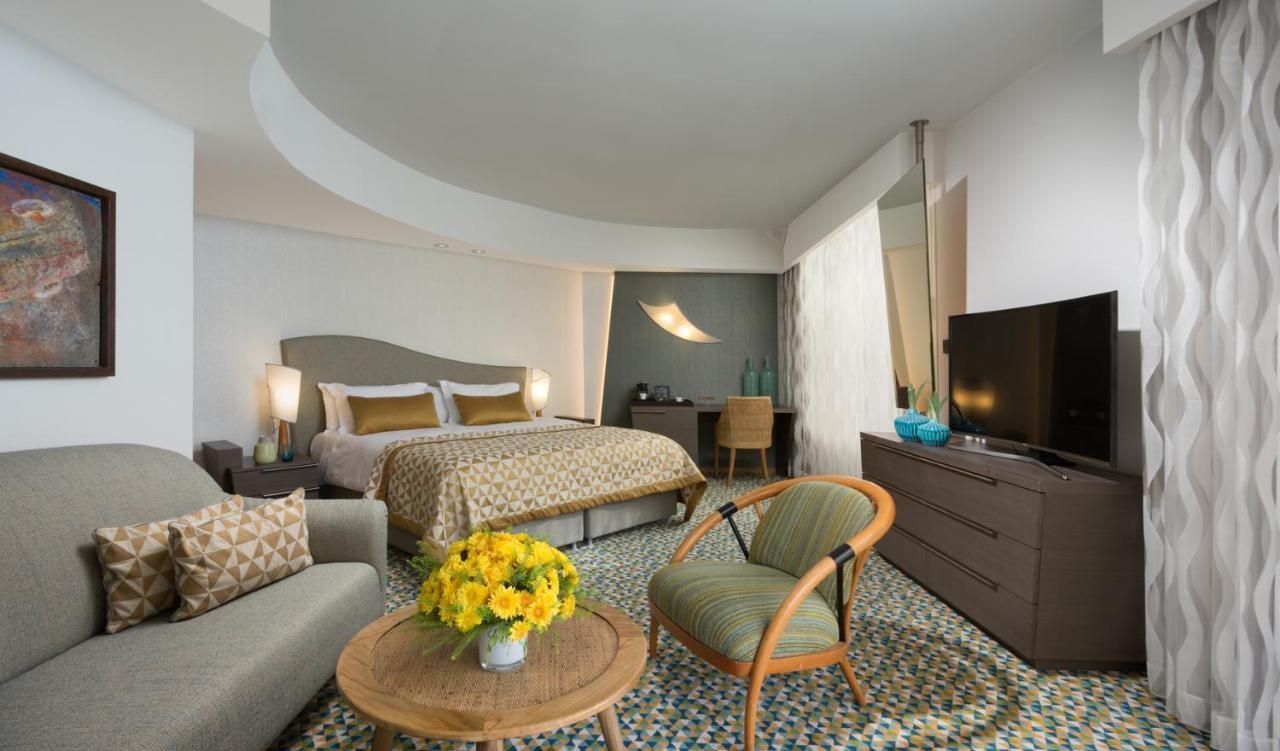 Dan Eilat Hotel Экстерьер фото A room at the hotel