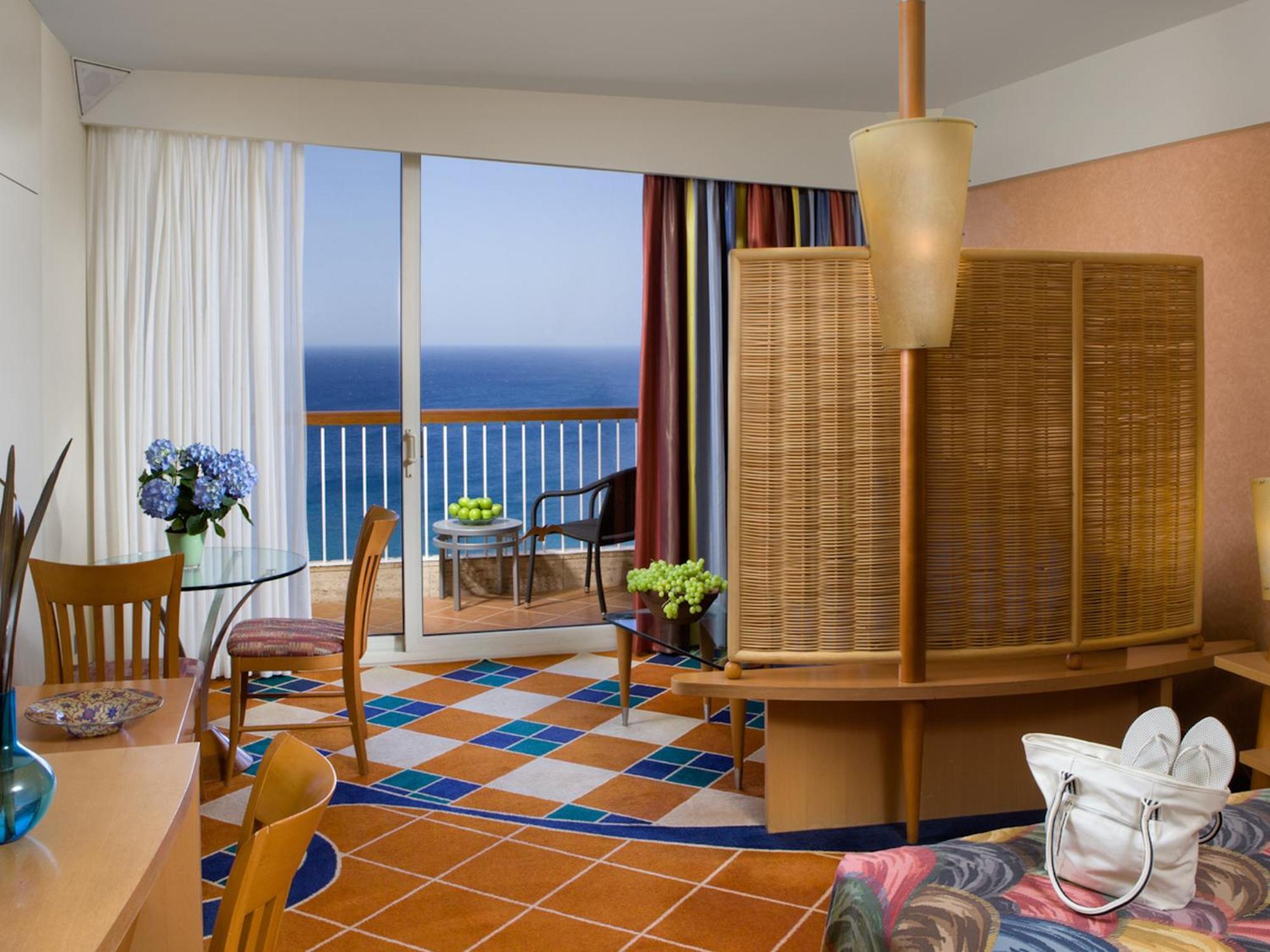 Dan Eilat Hotel Экстерьер фото A room at the Hilton Tel Aviv